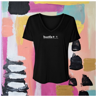 H2Elite Women’s Slouchy V-Neck Tee